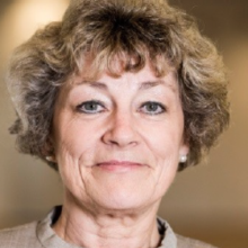 Dr Birgit Ledermann